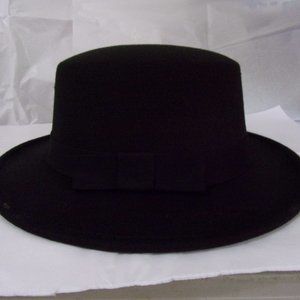 Womans Black Felt Fedora Hat
